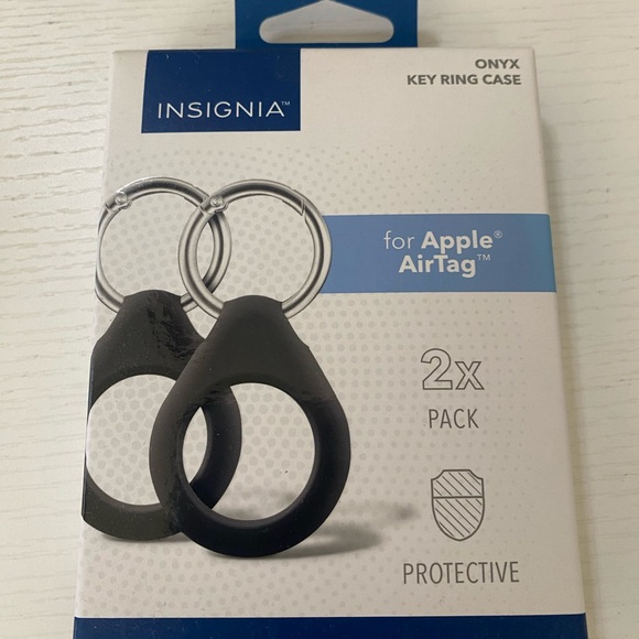 Insignia 2 Pack protective key ring cases for Apple AirTags - Picture 1 of 2